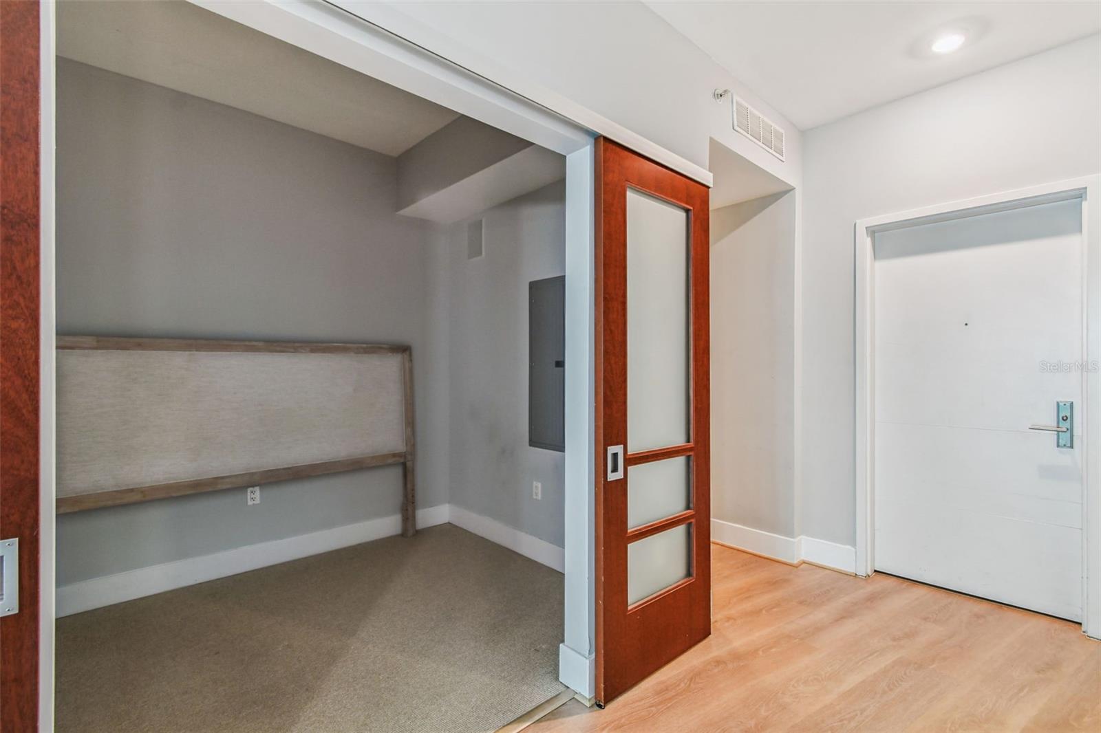 Image 16 of 53 For 111 12th Street 1419