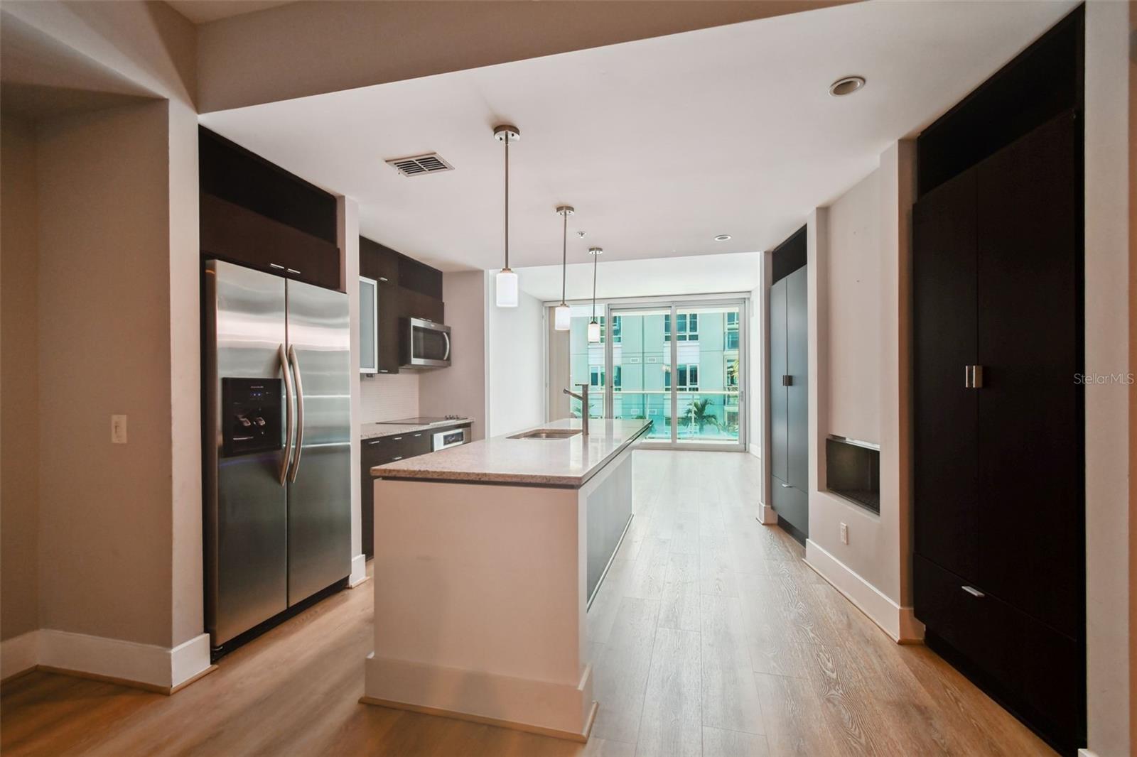 Image 3 of 53 For 111 12th Street 1419