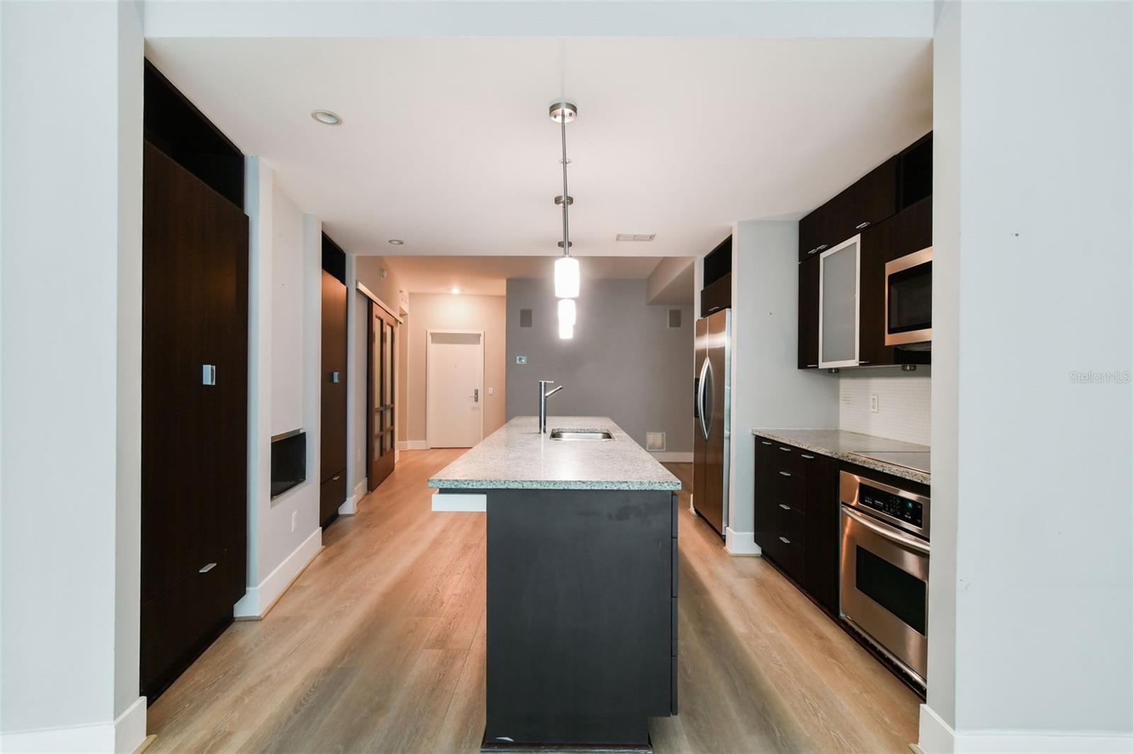 Image 4 of 53 For 111 12th Street 1419