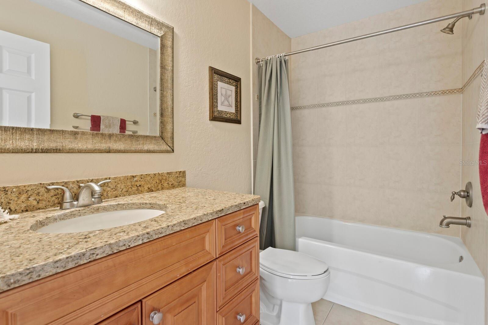 Image 33 of 43 For 1645 Rosery Road Ne