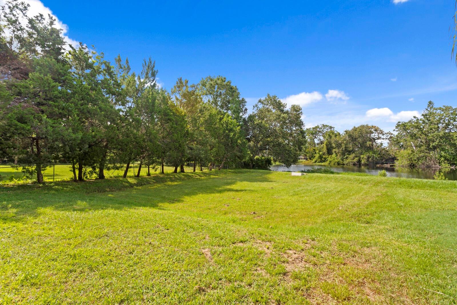 Image 38 of 43 For 1645 Rosery Road Ne