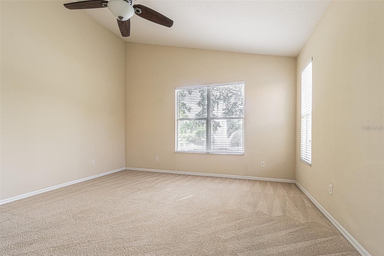 Image 17 of 45 For 18004 Java Isle Drive