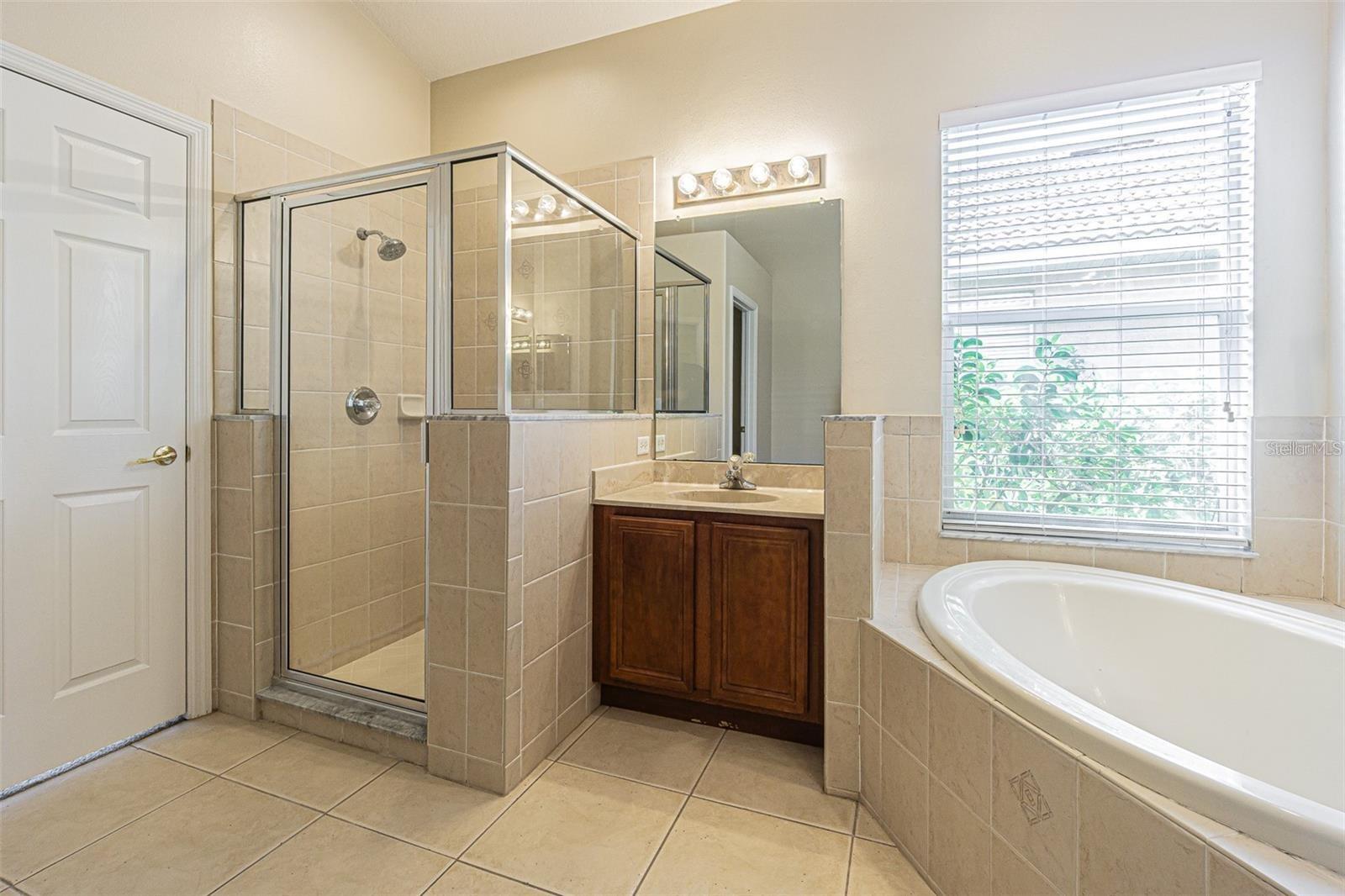 Image 4 of 45 For 18004 Java Isle Drive