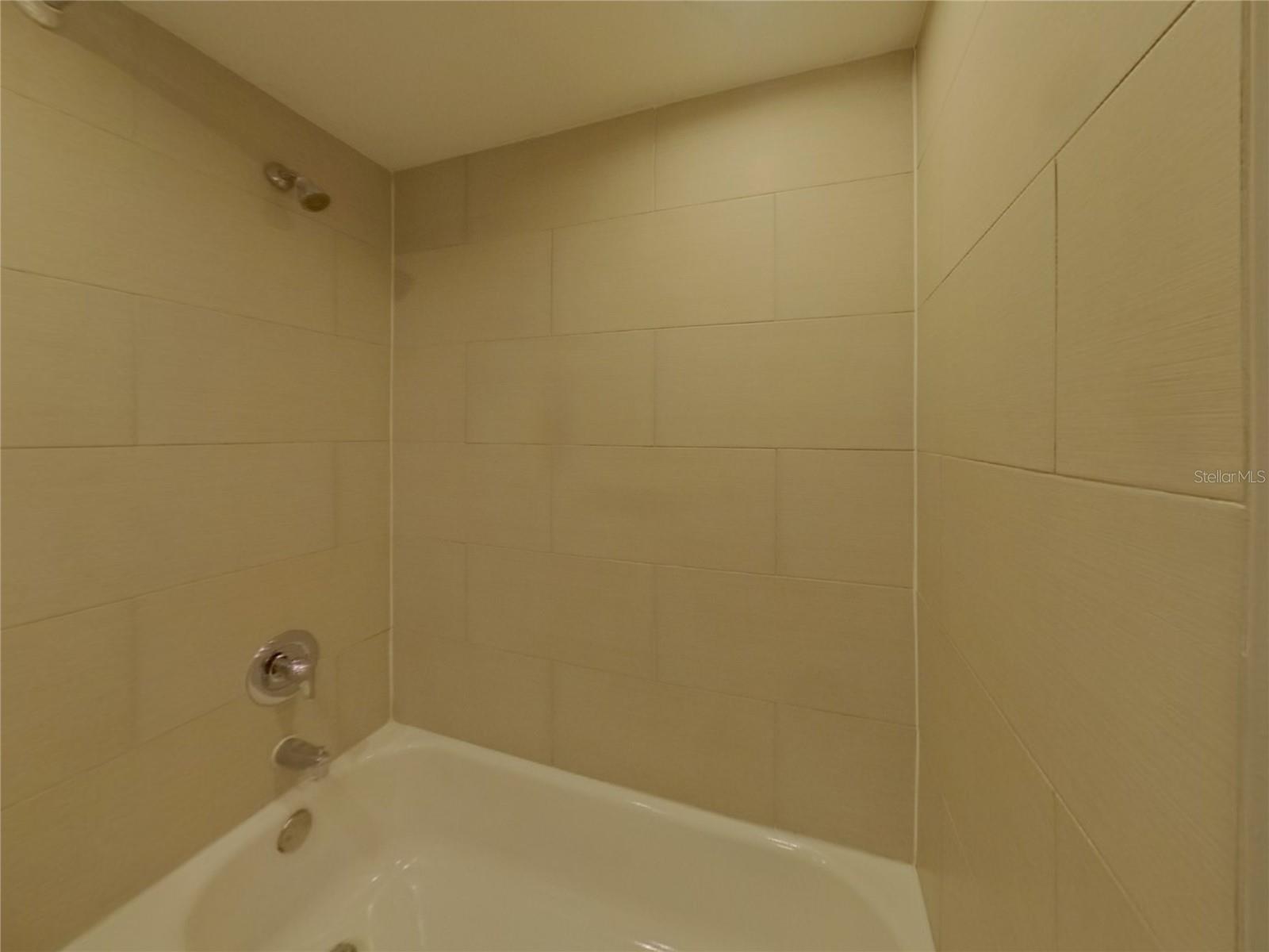 Image 13 of 18 For 3517 Exeter Court