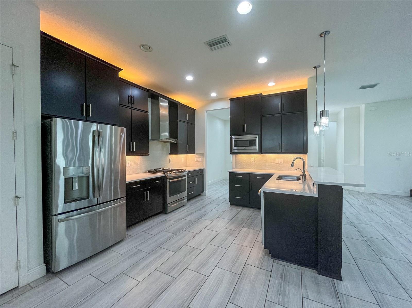 Image 6 of 27 For 2747 Tarragona Way