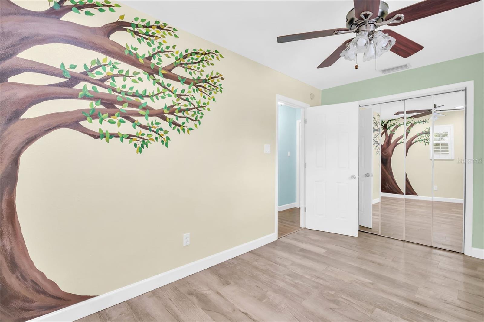 Image 10 of 43 For 289 Orange Street