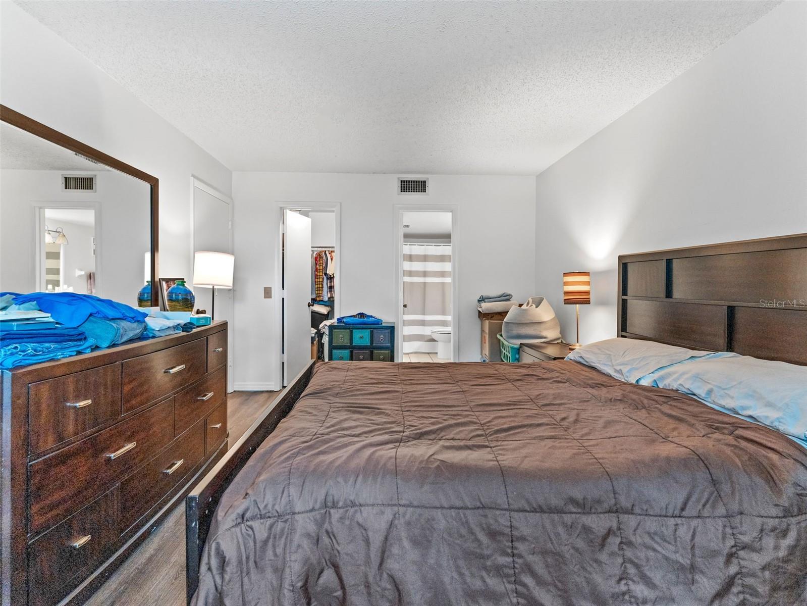 Image 12 of 27 For 4507 Oak Drive P41
