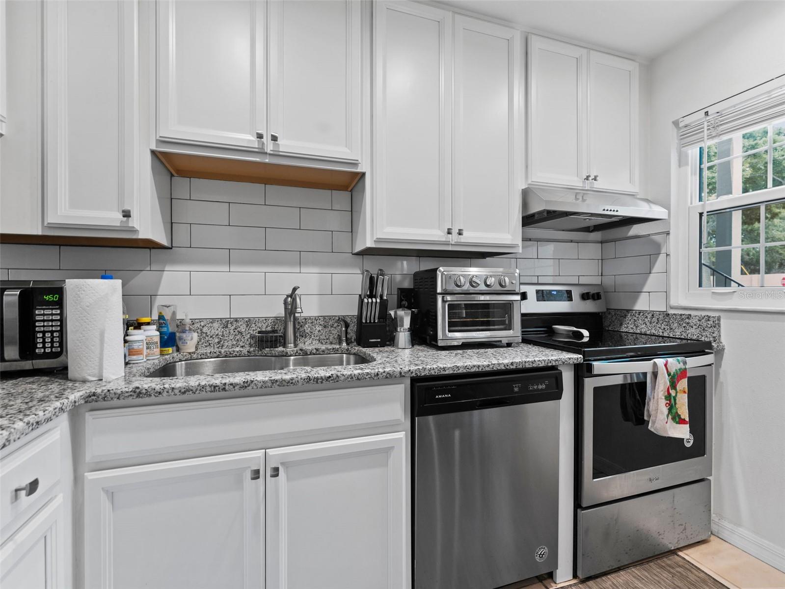Image 5 of 27 For 4507 Oak Drive P41
