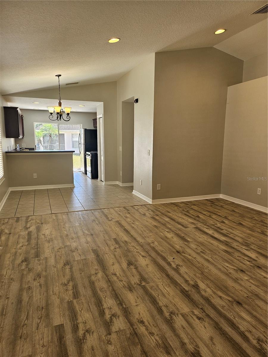 Image 11 of 25 For 21332 Morning Mist Way