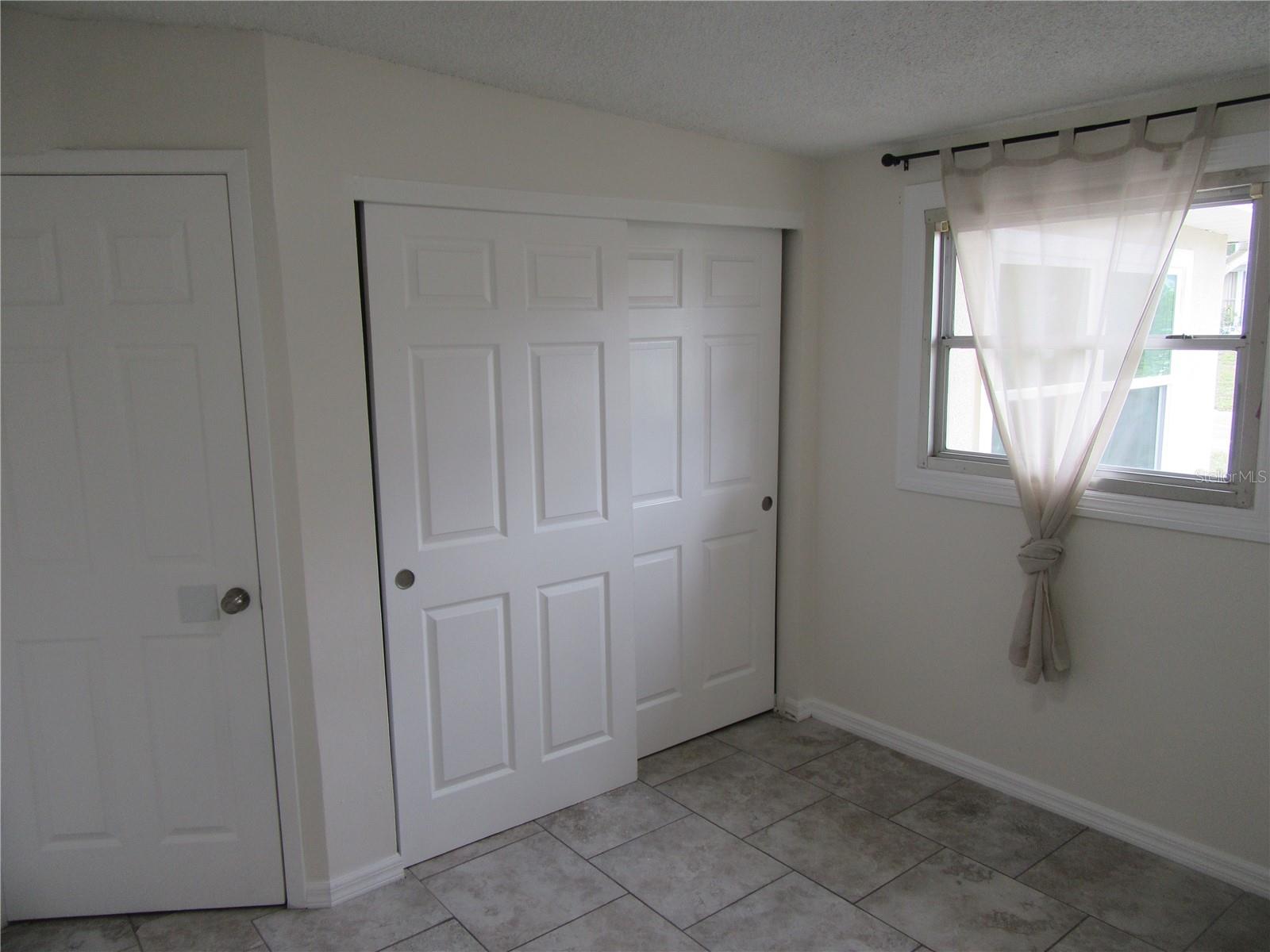 Image 24 of 34 For 11913 104th Street