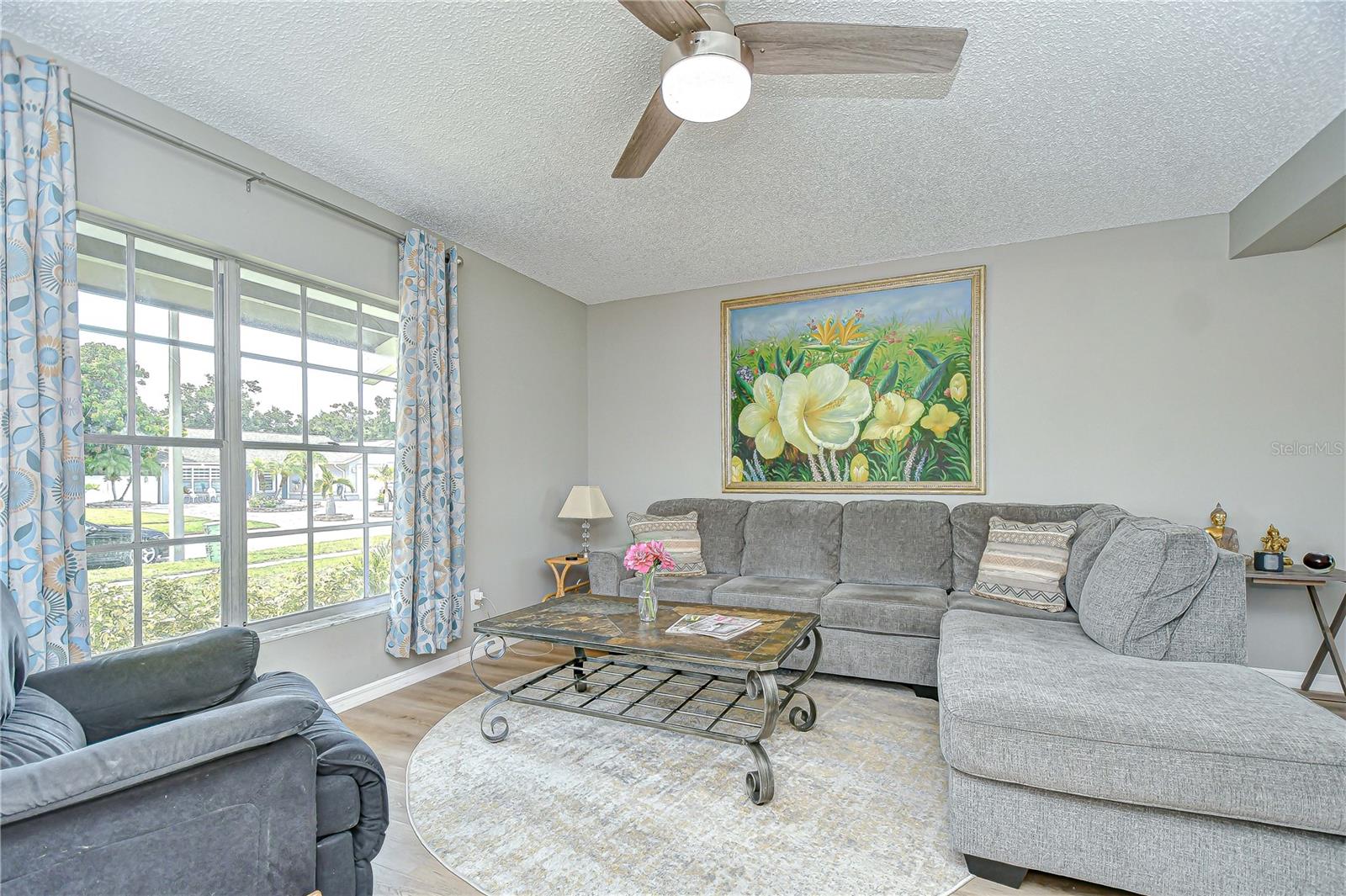 Image 19 of 31 For 12513 Cardiff Drive