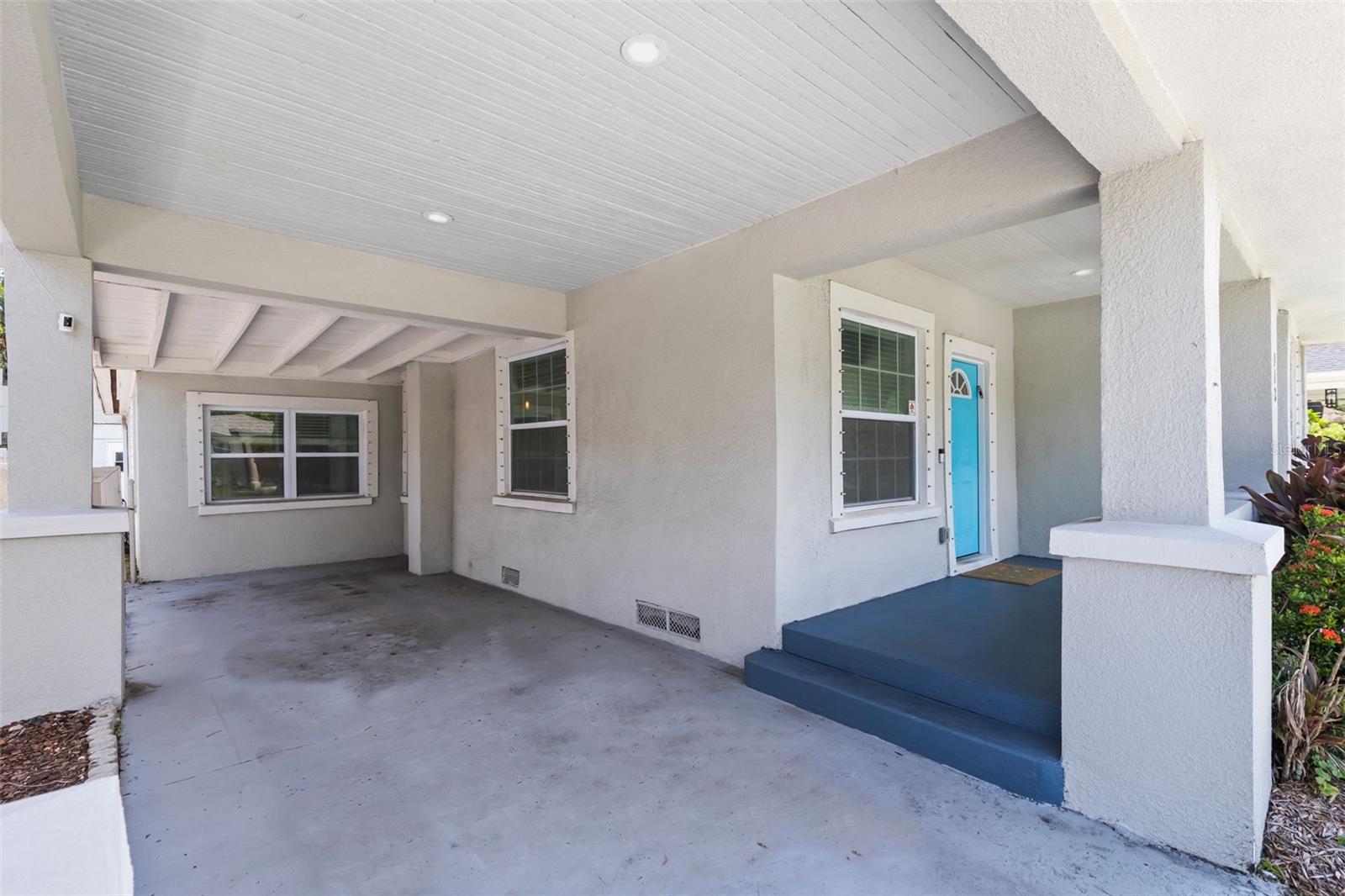 Image 4 of 61 For 112 Chelsea Street