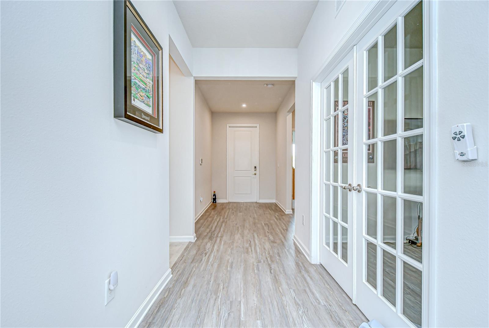 Image 7 of 32 For 8847 Prairie Creek Drive