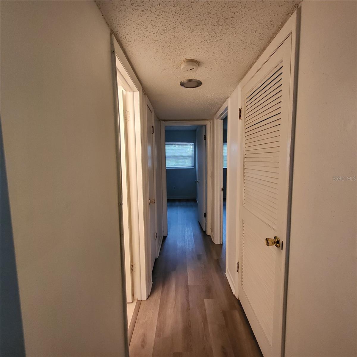 Image 11 of 17 For 2525 Bay Drive E11