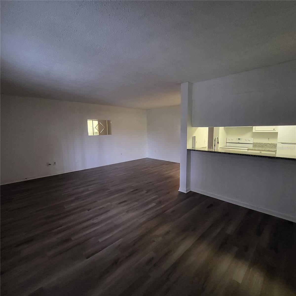 Image 4 of 17 For 2525 Bay Drive E11