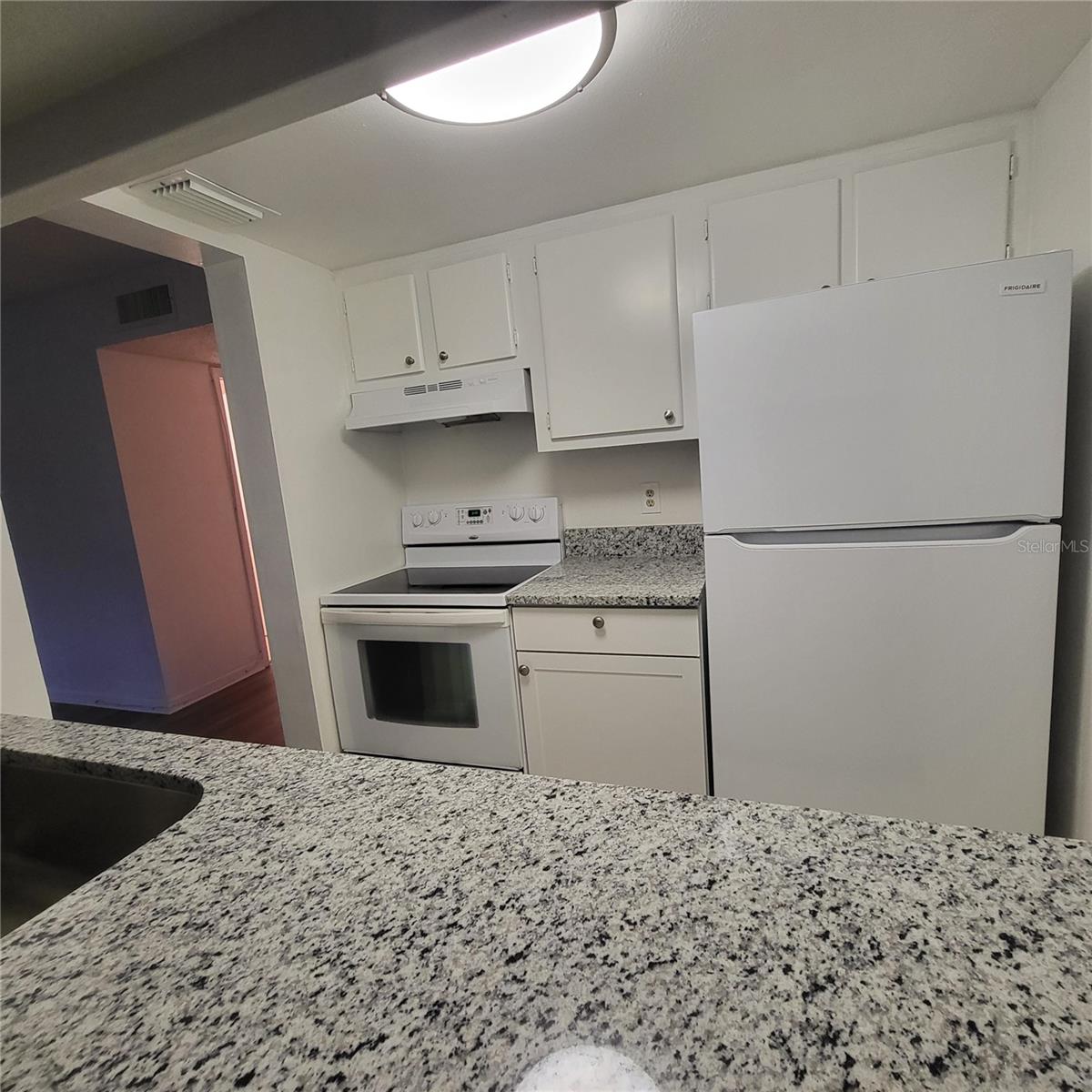 Image 5 of 17 For 2525 Bay Drive E11