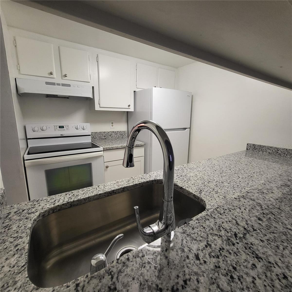 Image 6 of 17 For 2525 Bay Drive E11