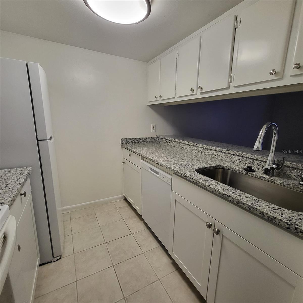 Image 7 of 17 For 2525 Bay Drive E11