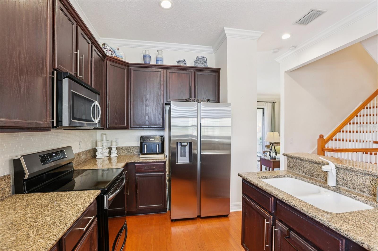 Image 24 of 67 For 6413 Mayra Shores Lane