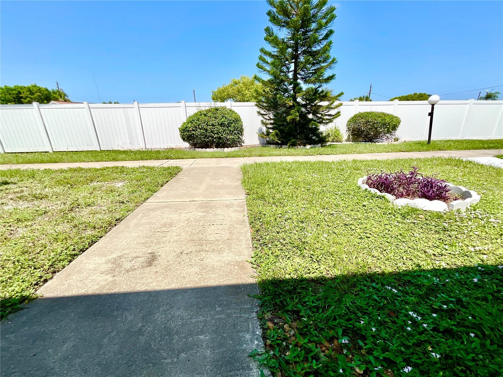 Image 2 of 13 For 4345 Tahitian Gardens Circle J