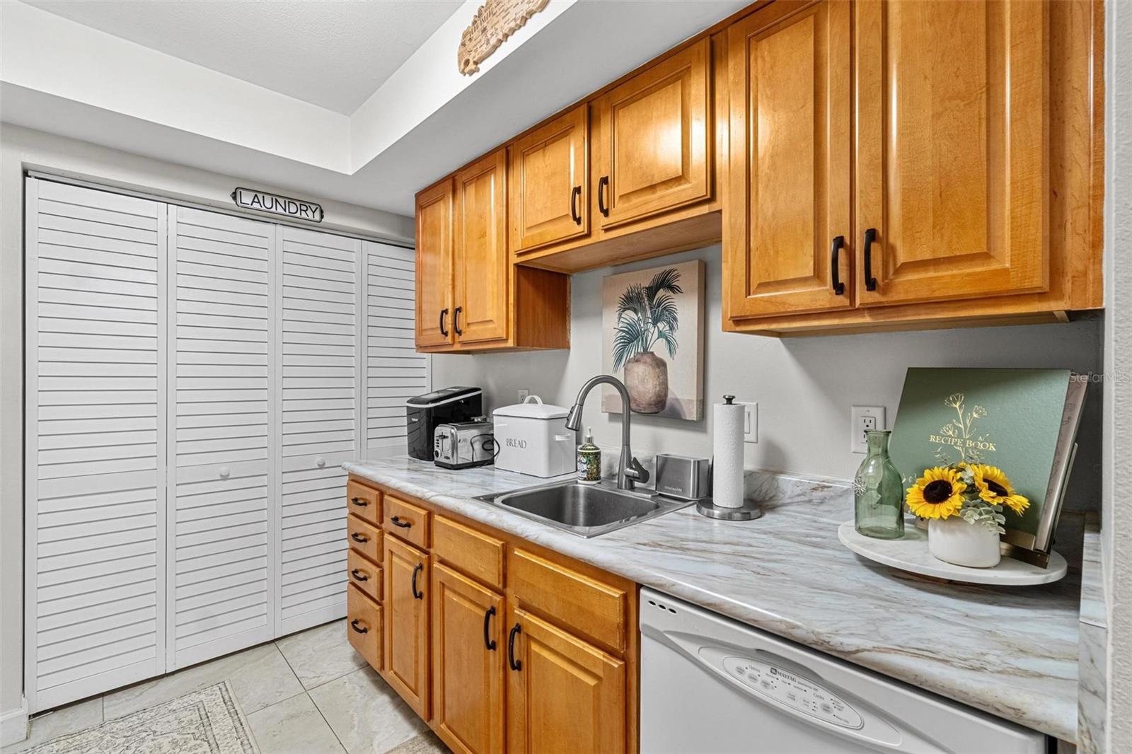 Image 12 of 30 For 746 115th Avenue N 1802