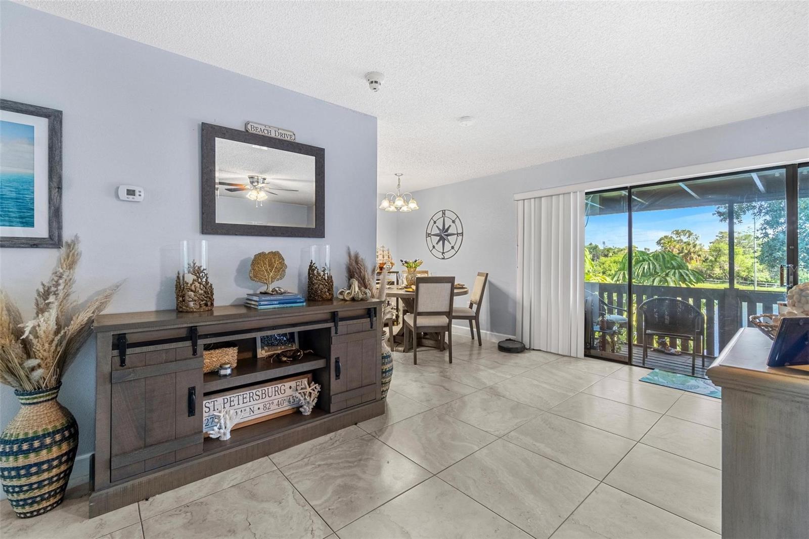 Image 4 of 30 For 746 115th Avenue N 1802