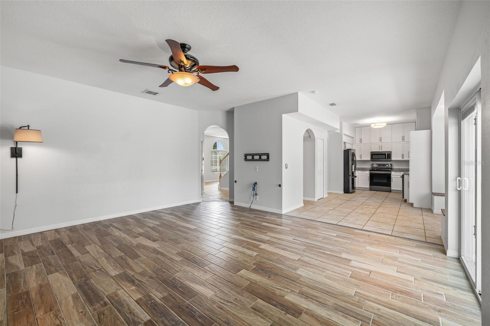 Image 10 of 44 For 11108 Kempton Vista Drive