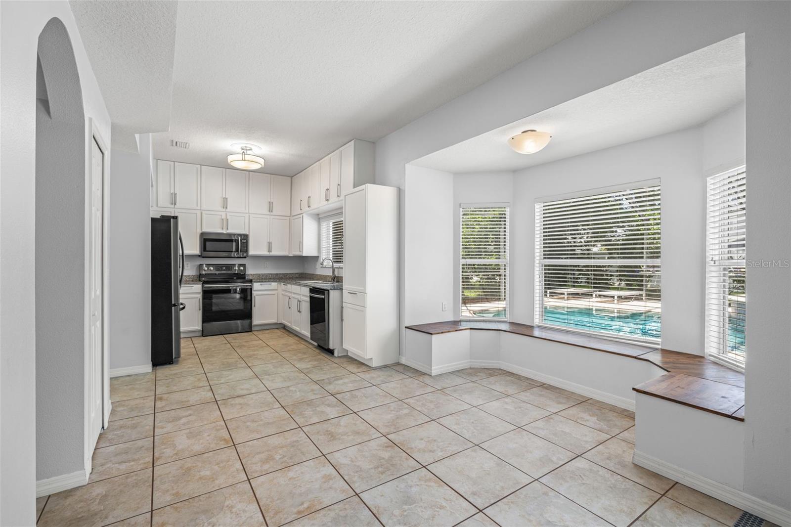 Image 12 of 44 For 11108 Kempton Vista Drive