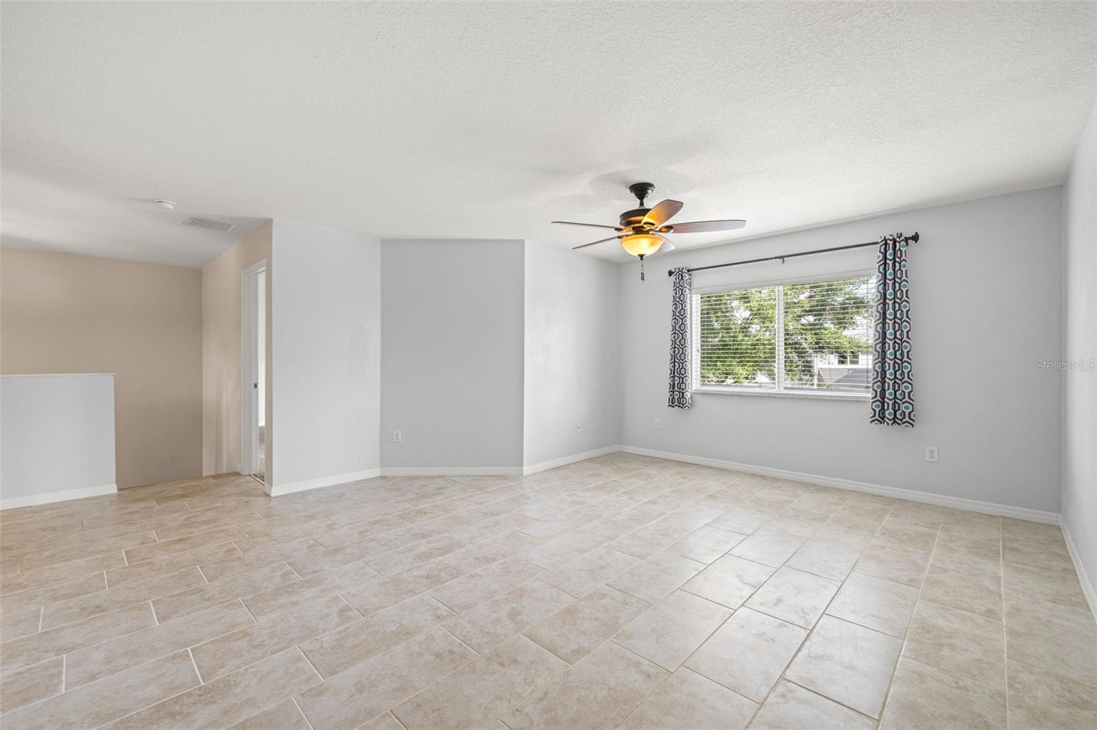 Image 18 of 44 For 11108 Kempton Vista Drive