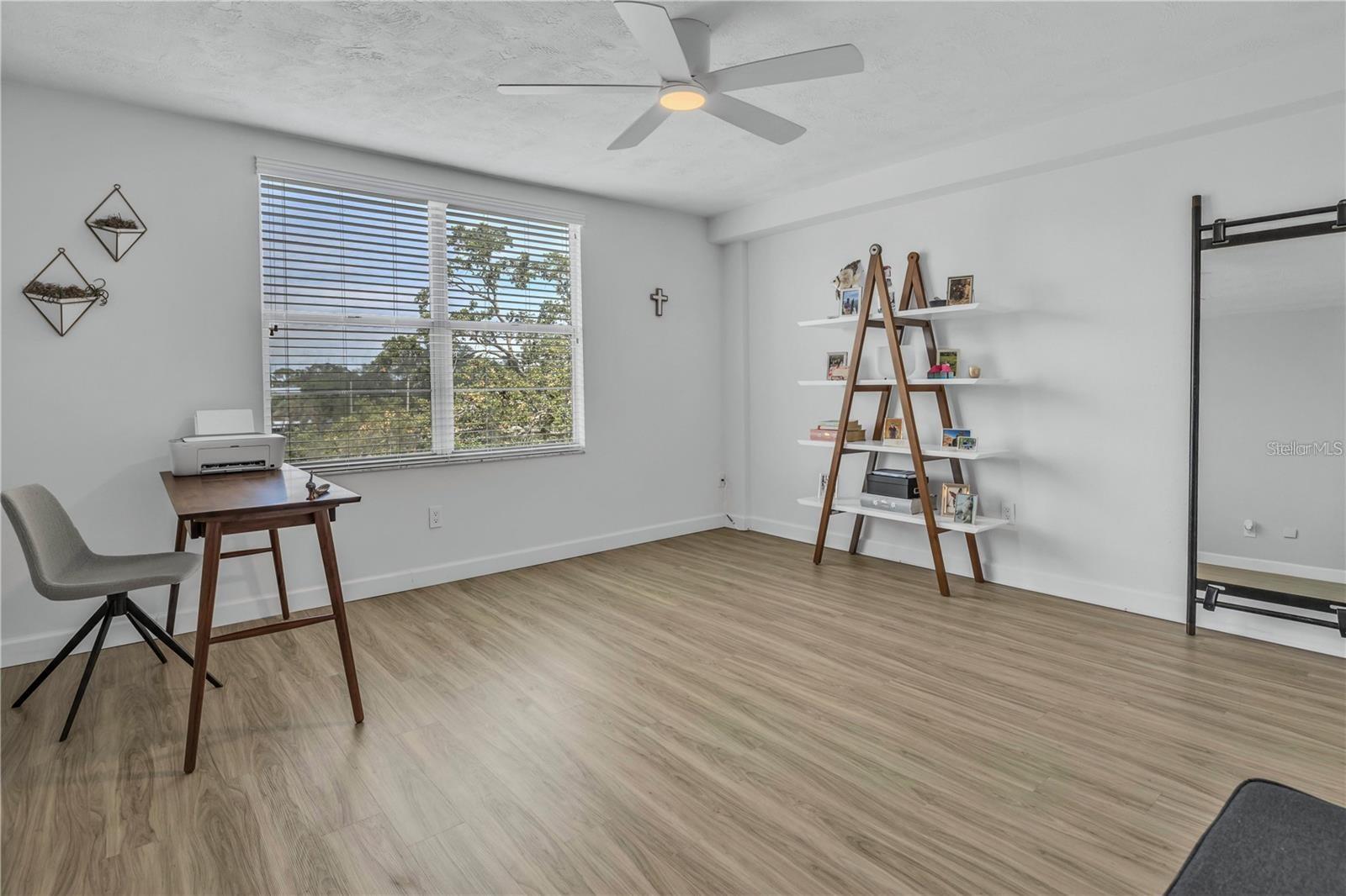 Image 16 of 25 For 4651 1st Street Ne 309