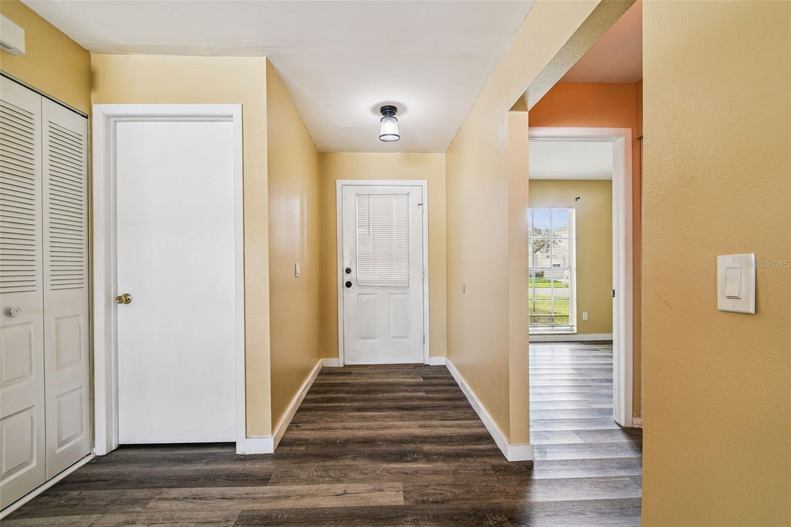 Image 5 of 50 For 10930 Brightside Drive