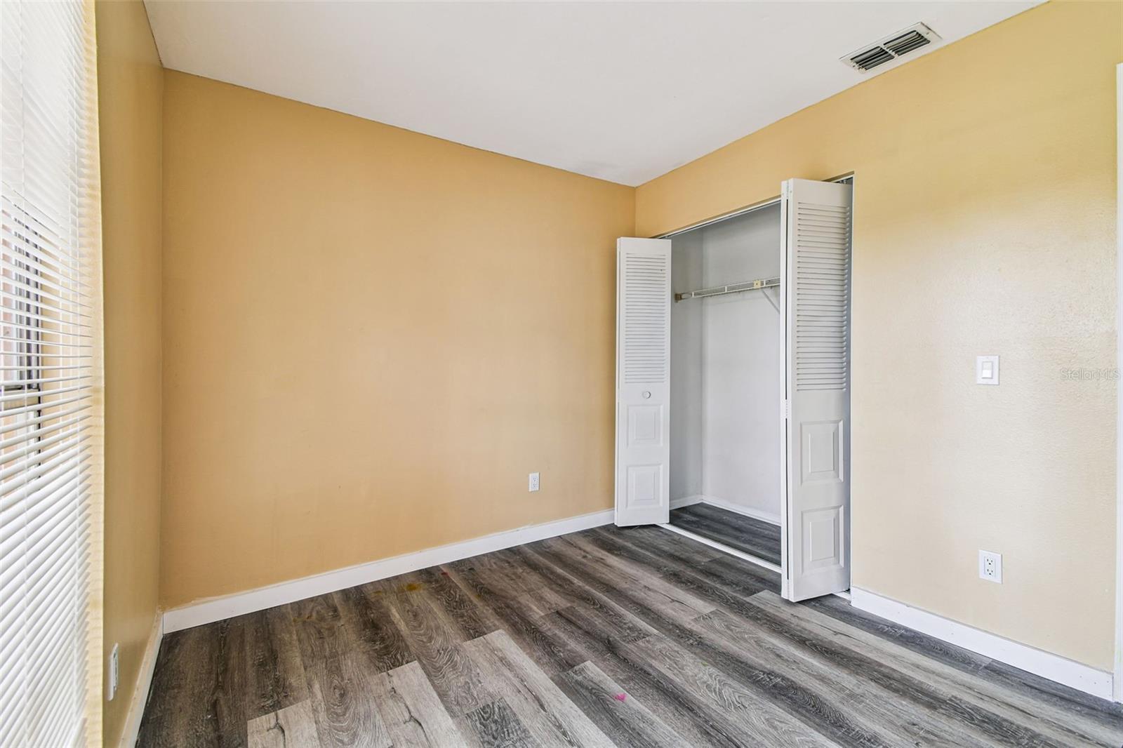 Image 7 of 50 For 10930 Brightside Drive