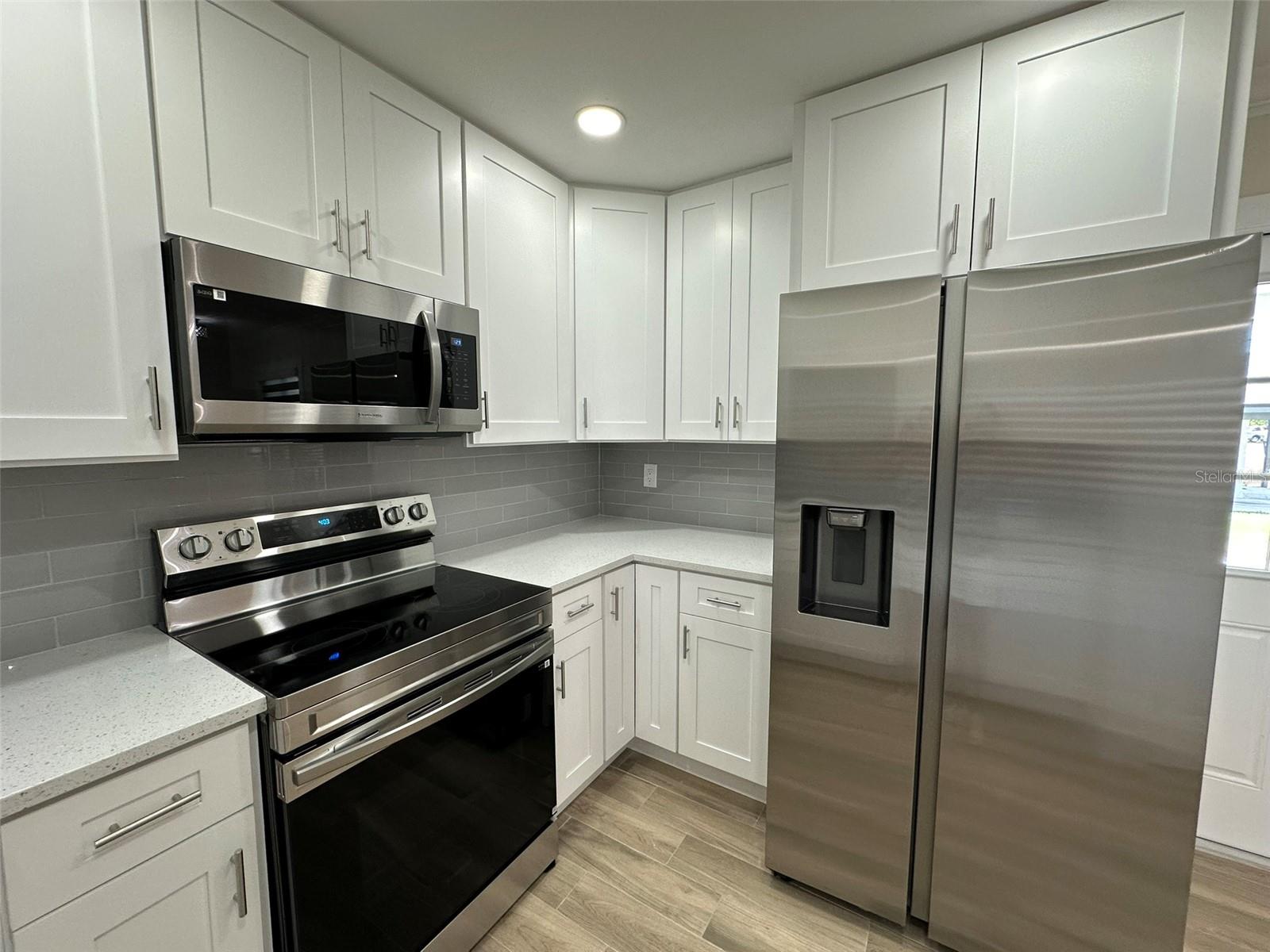 Image 16 of 39 For 6013 Fortune Place 6013