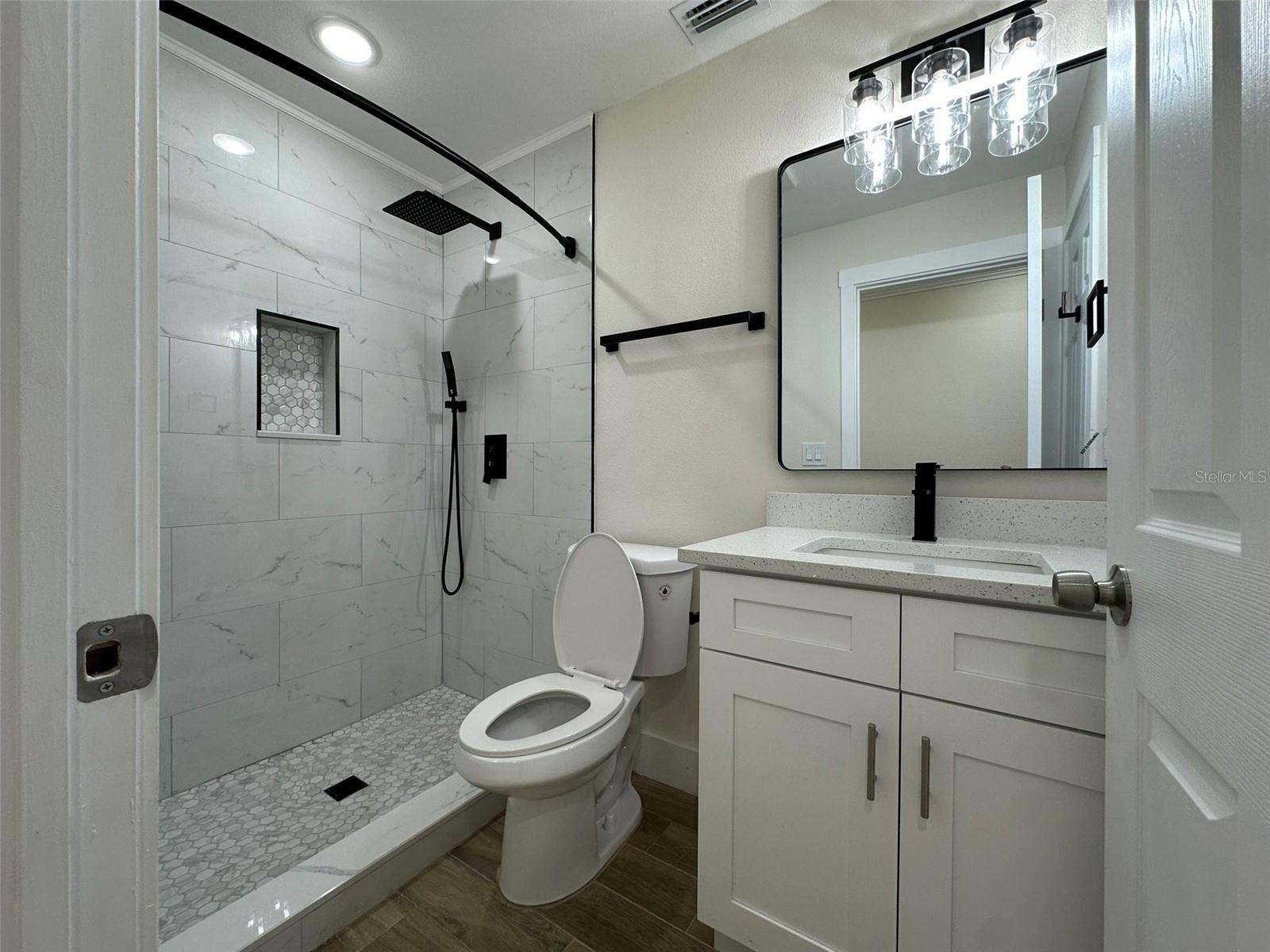 Image 26 of 39 For 6013 Fortune Place 6013