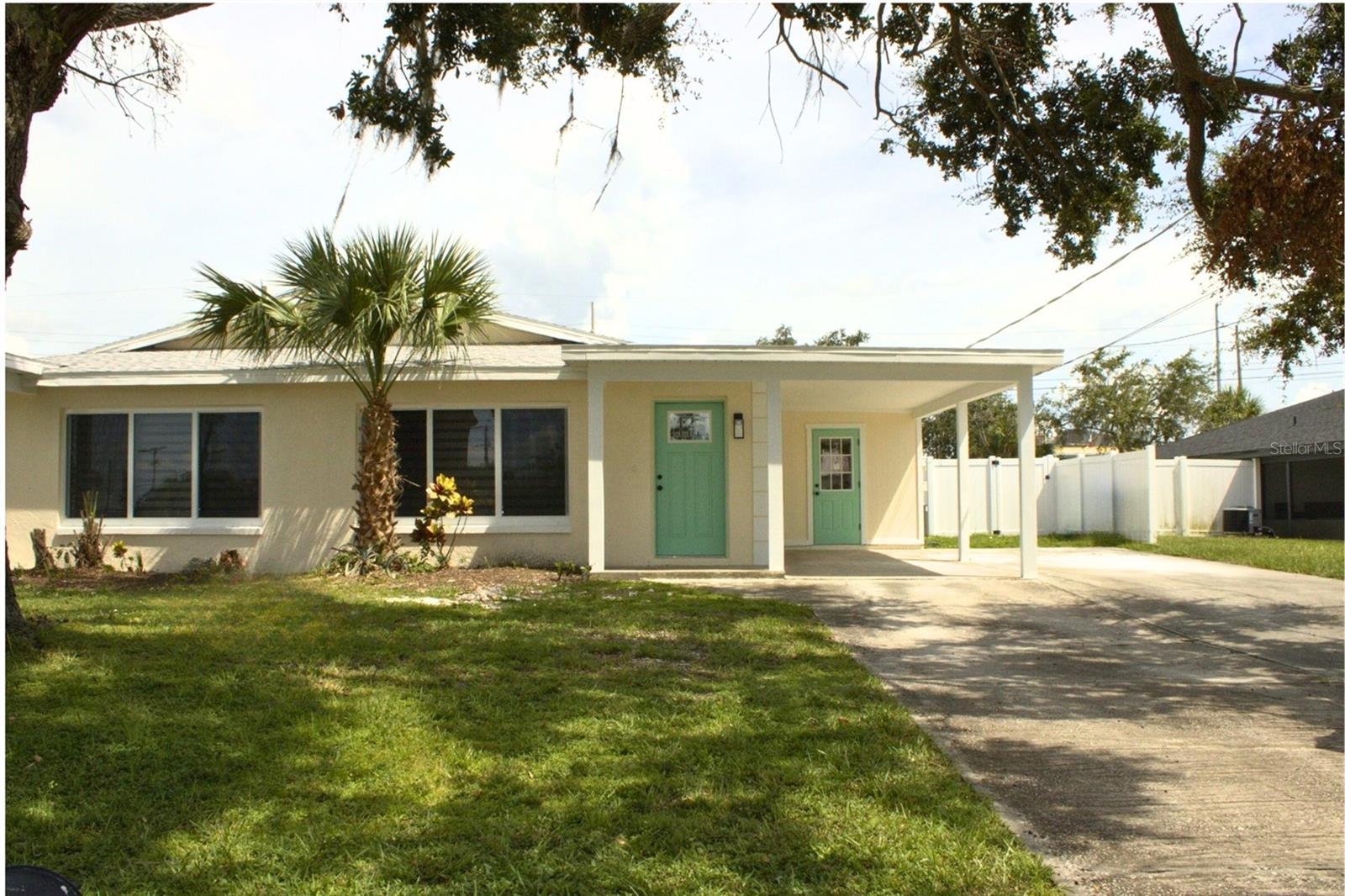 Image 37 of 39 For 6013 Fortune Place 6013