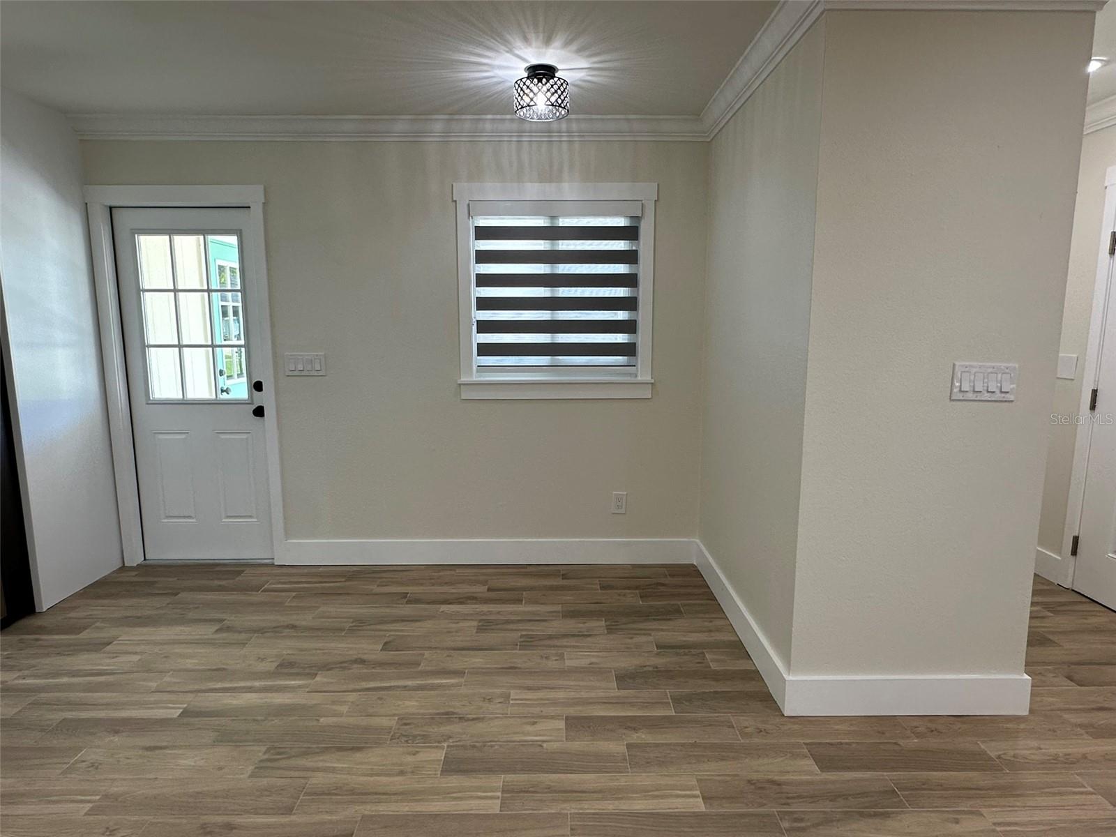 Image 7 of 39 For 6013 Fortune Place 6013