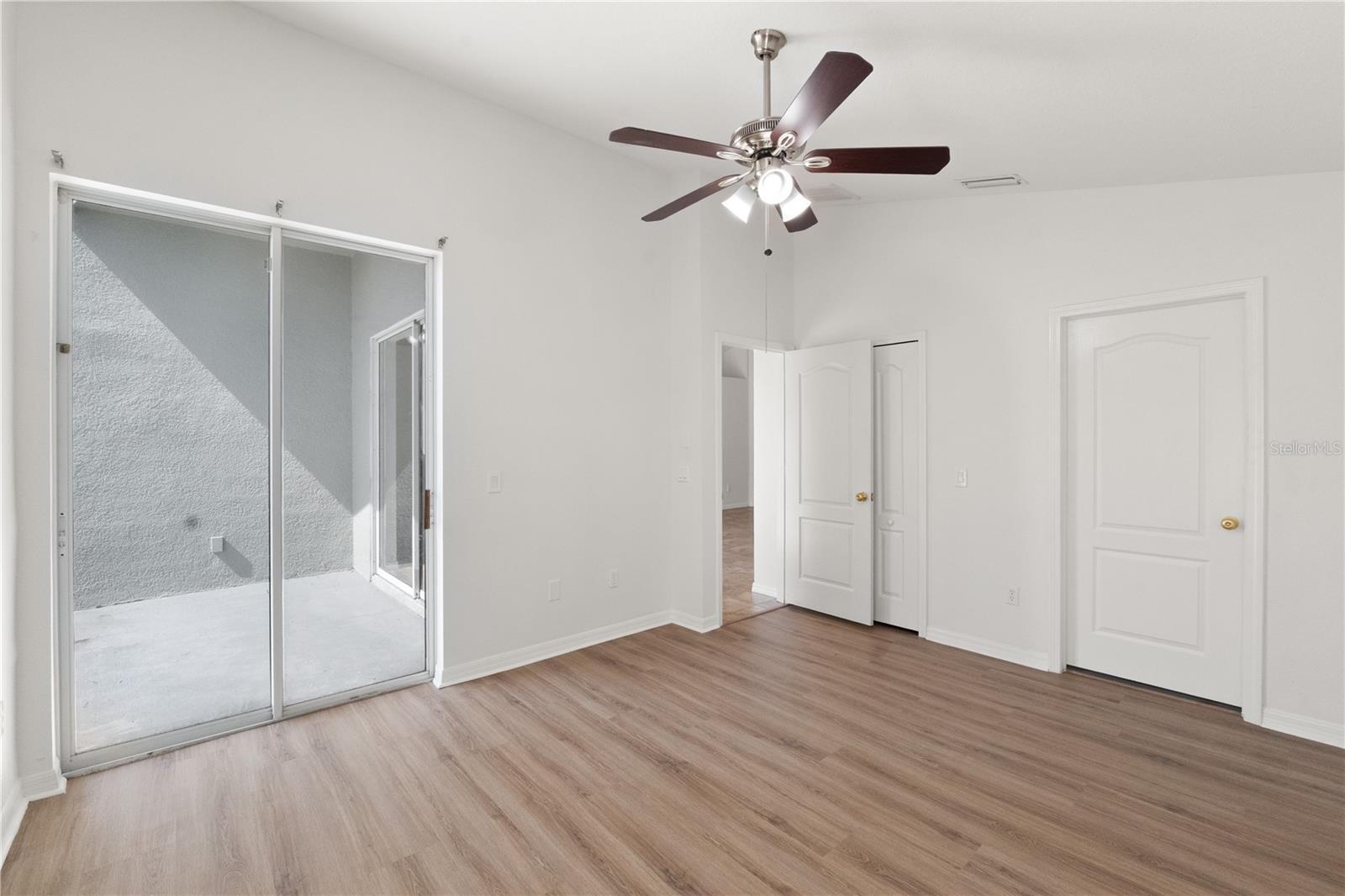 Image 21 of 30 For 508 Delwood Breck Street