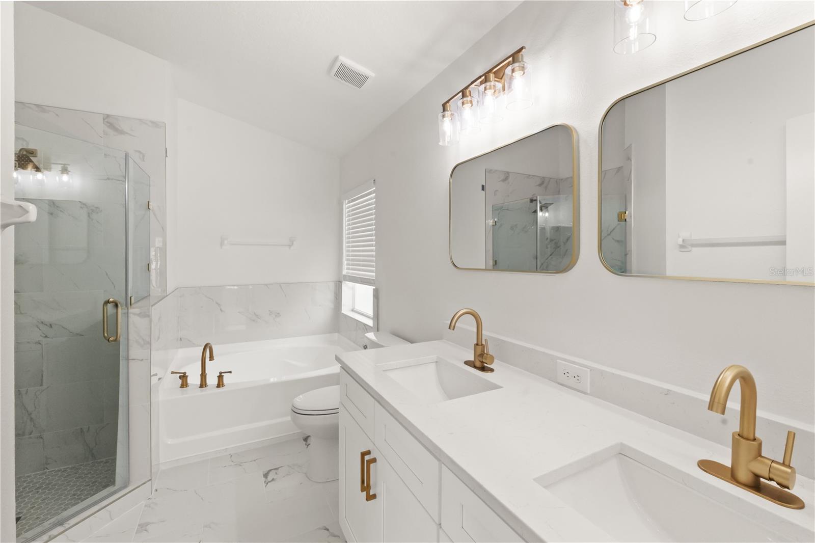Image 23 of 30 For 508 Delwood Breck Street