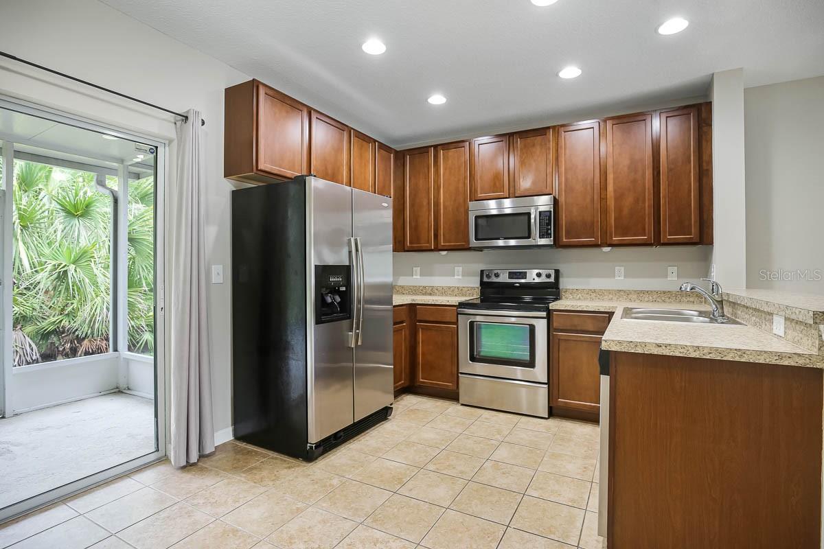 Image 10 of 31 For 15960 Fishhawk View Drive