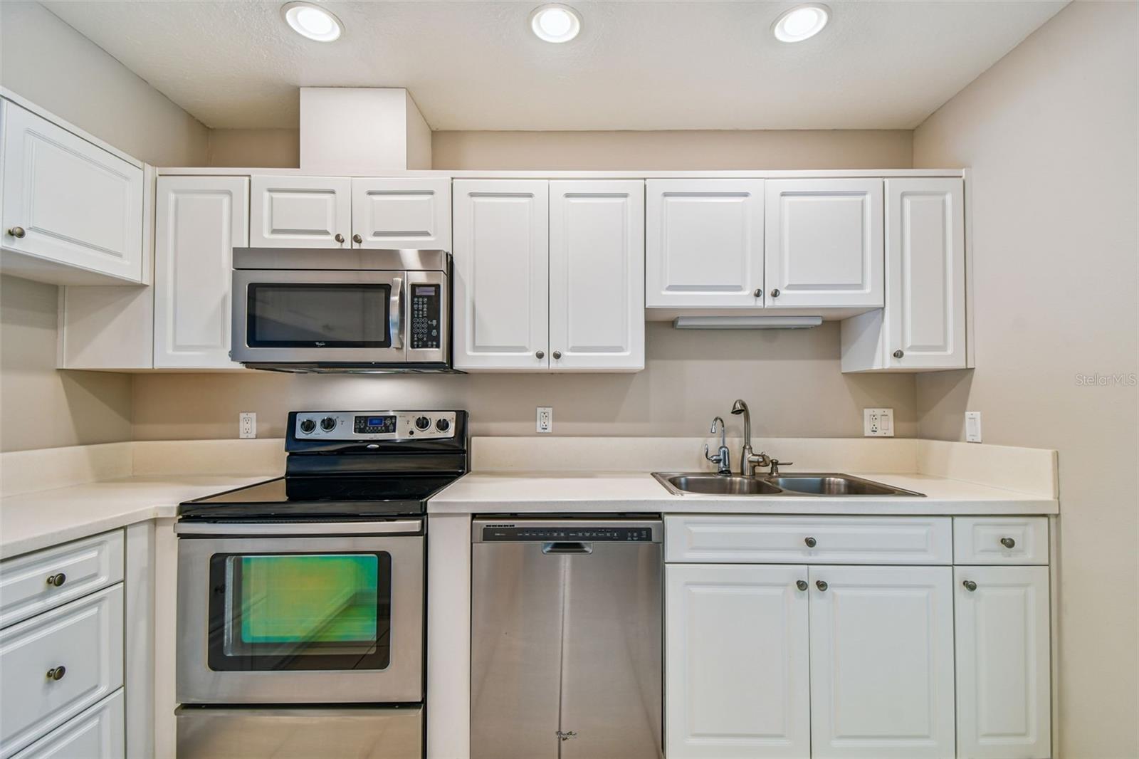 Image 6 of 46 For 1200 Tarpon Woods Blvd  Q-8