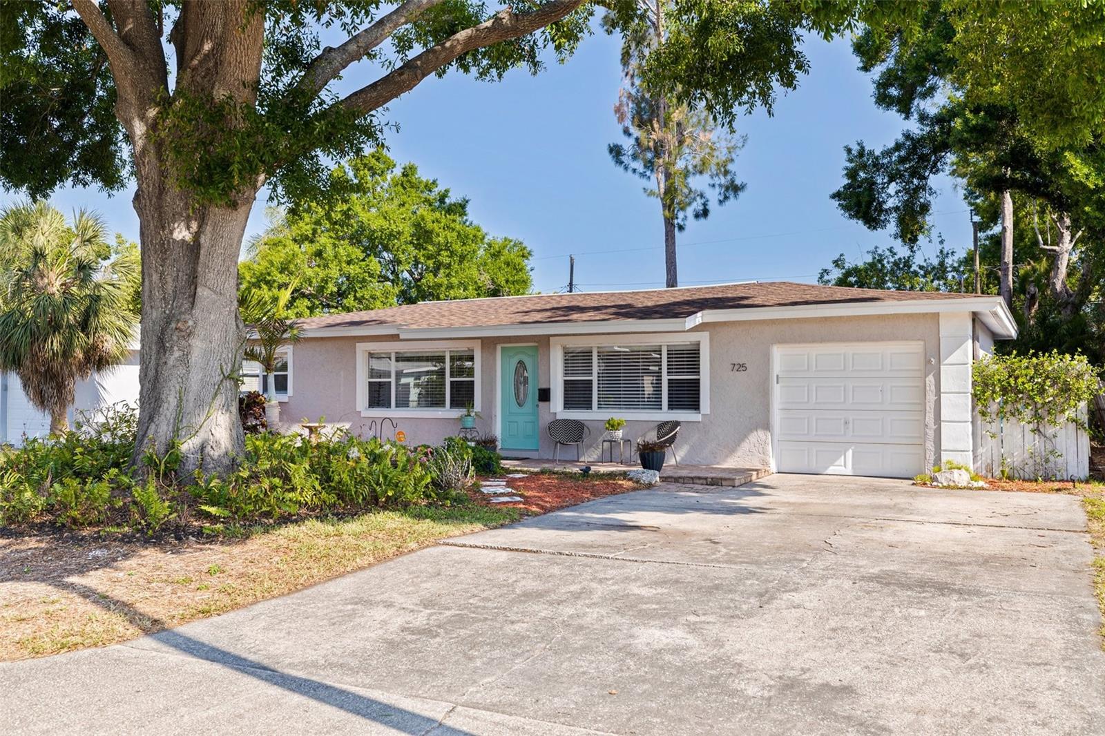 Details for 725 85th Avenue N, ST PETERSBURG, FL 33702