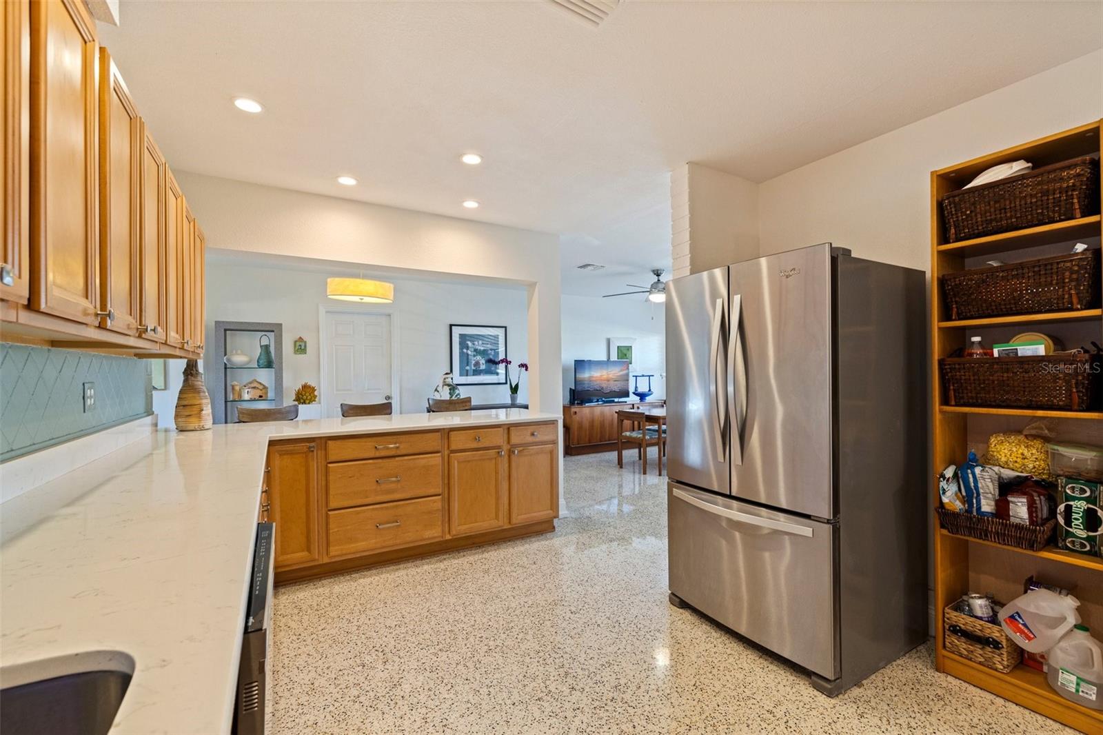 Image 10 of 32 For 725 85th Avenue N