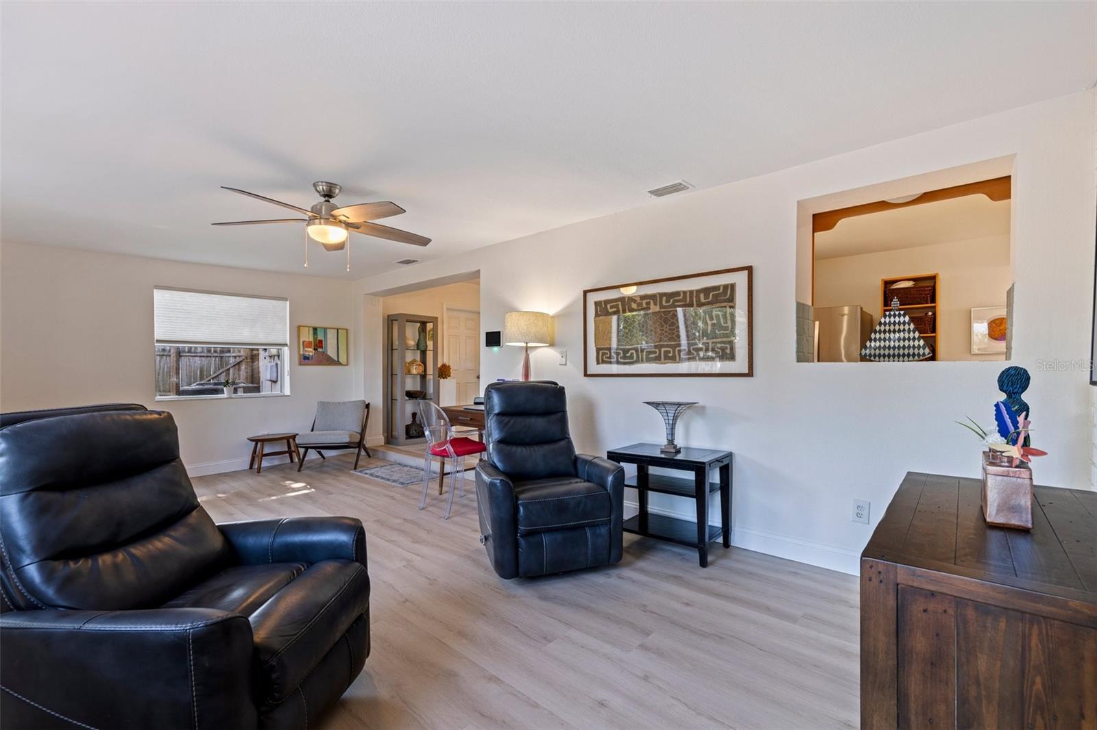 Image 15 of 32 For 725 85th Avenue N