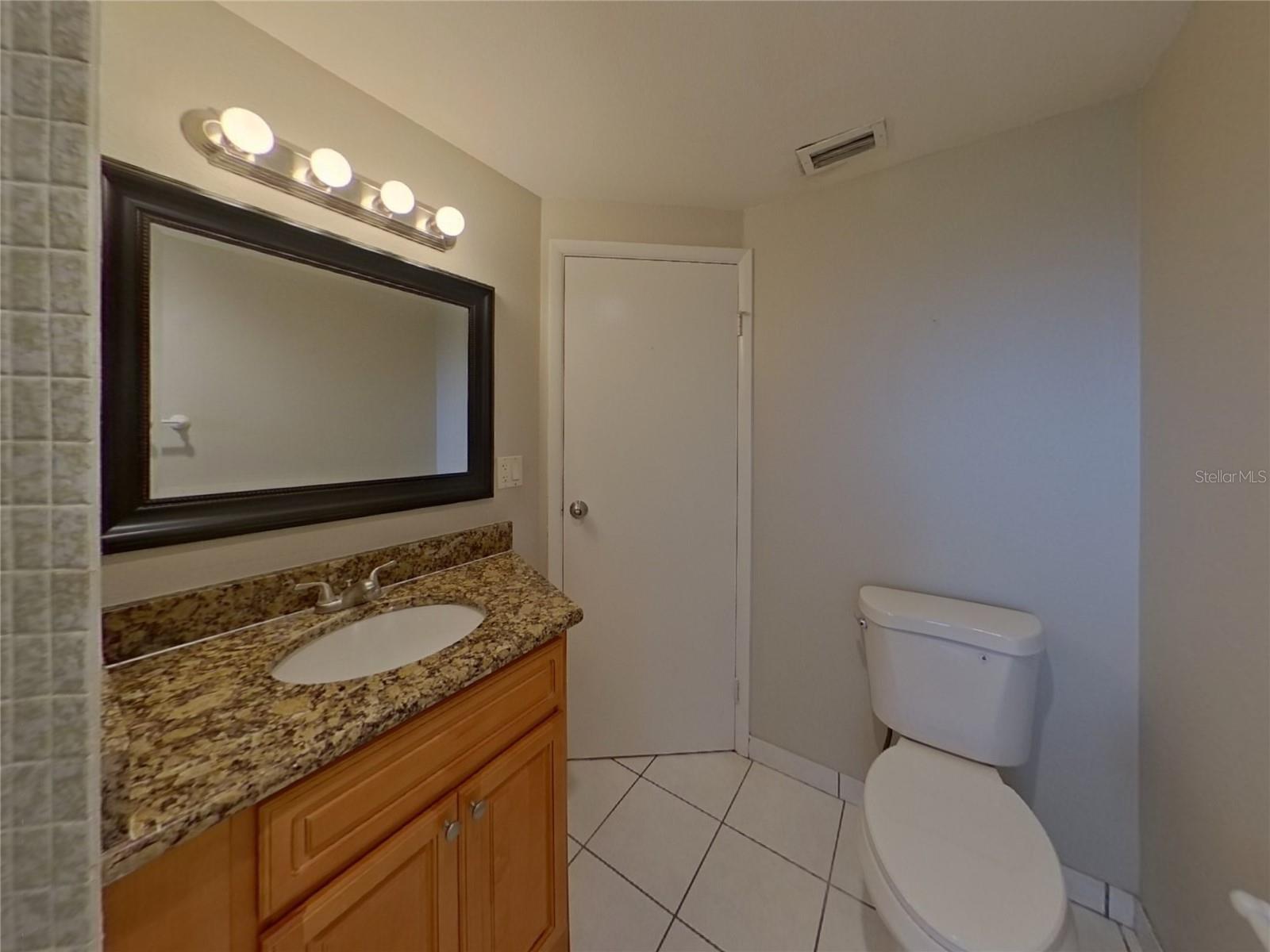 Image 13 of 16 For 6521 Bonnie Bay Circle N
