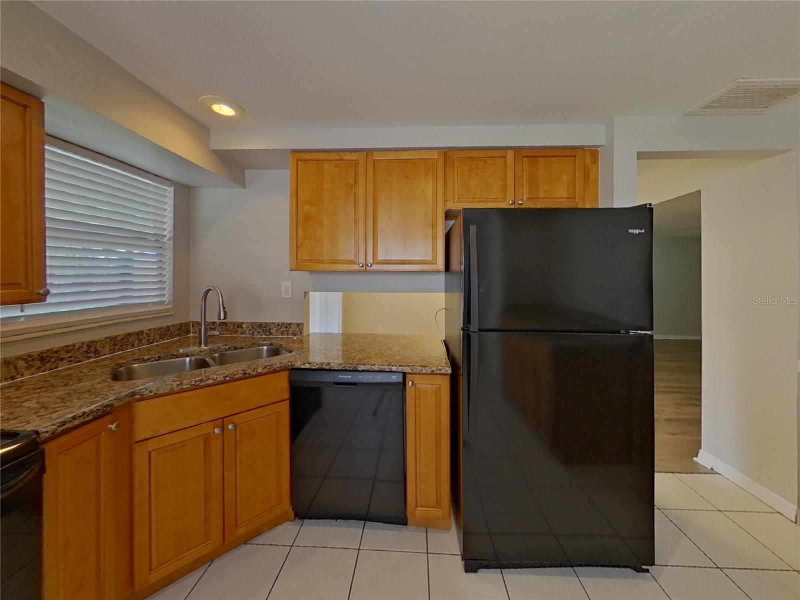 Image 6 of 16 For 6521 Bonnie Bay Circle N