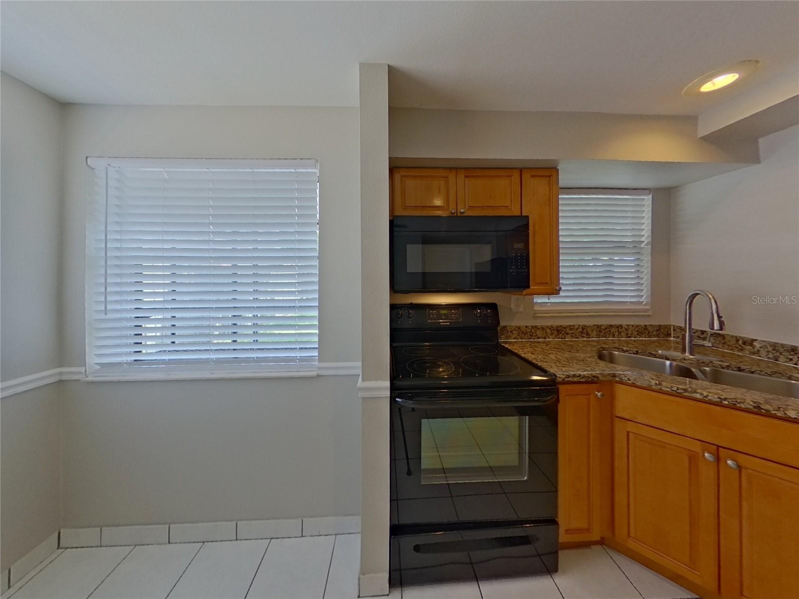 Image 7 of 16 For 6521 Bonnie Bay Circle N
