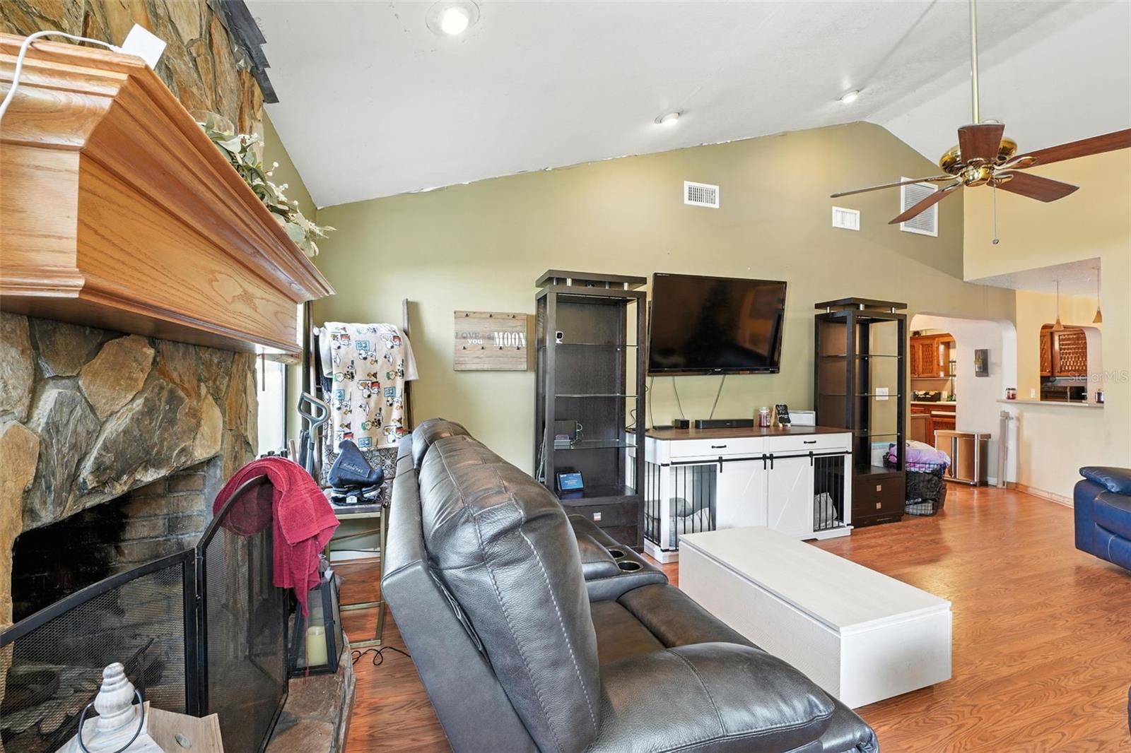 Image 16 of 26 For 5124 North Ridge Street N