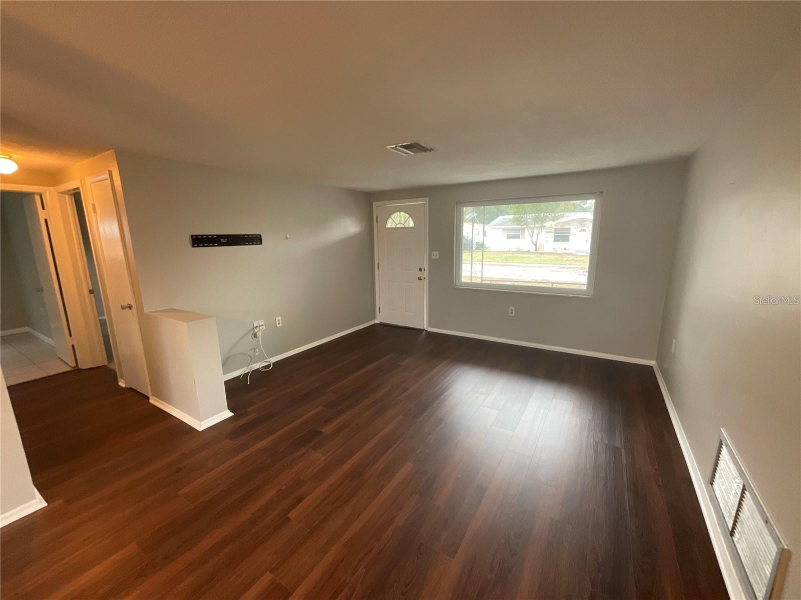 Image 3 of 15 For 3335 Coldwell Drive