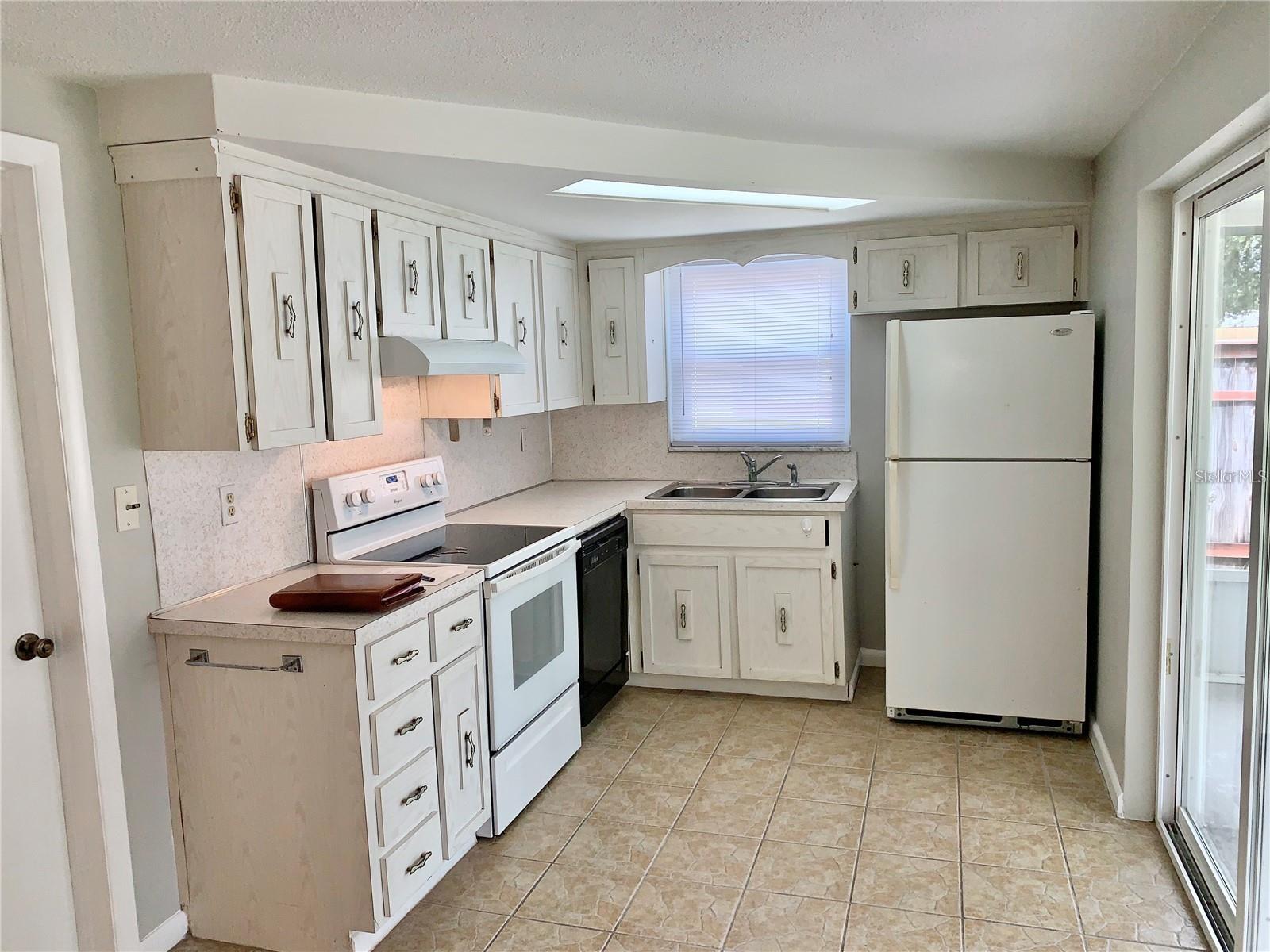 Image 4 of 15 For 3335 Coldwell Drive