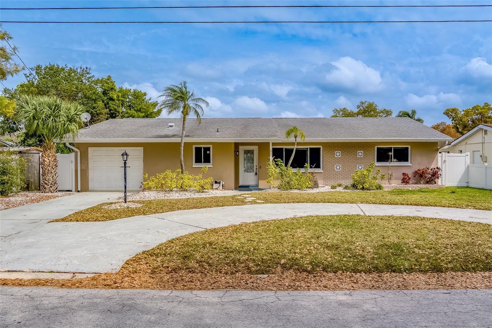 Image 2 of 51 For 8473 121st Street